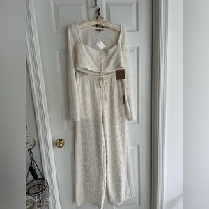 Elegant Cream pant and top set. Perfect condition.  NWT.